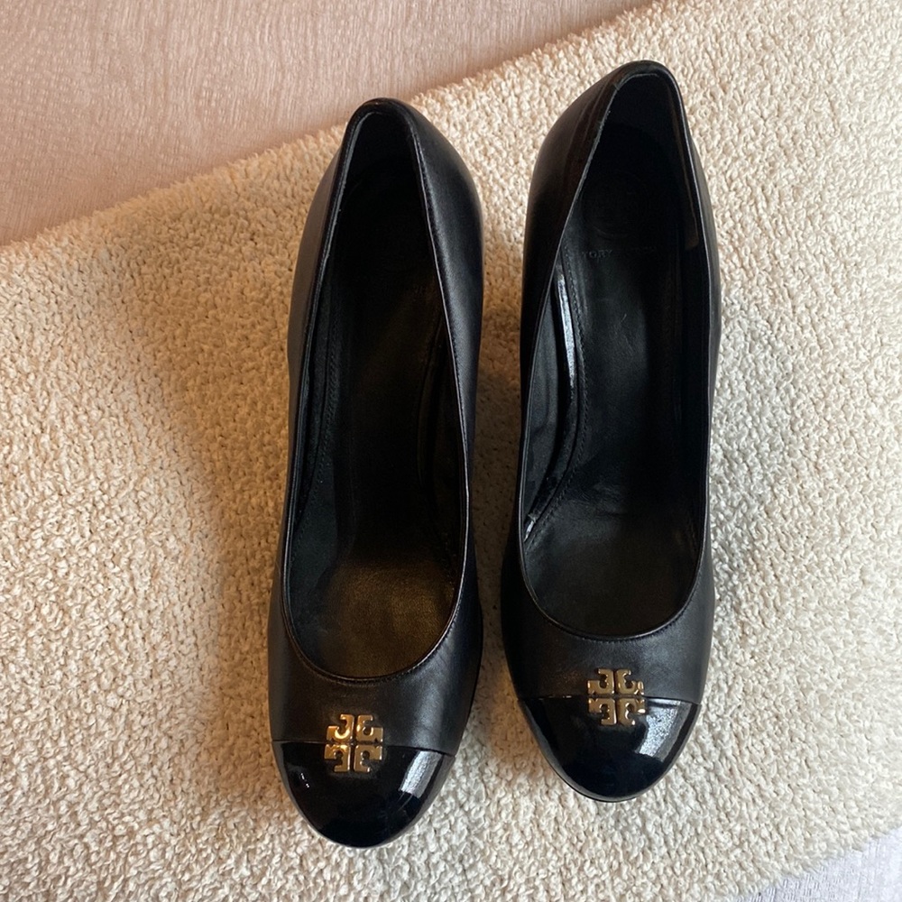 Tory Burch wedges